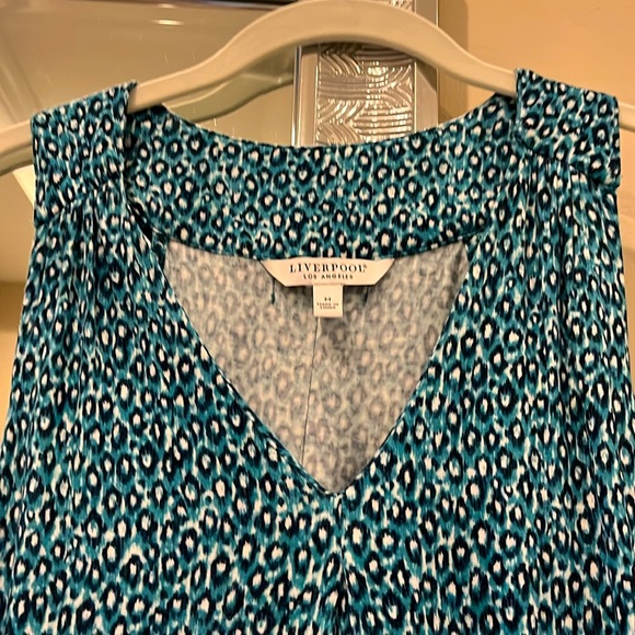 Liverpool front pleated knit swing top. - Picture 2 of 4